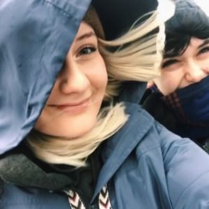 Meet your Posher, Laina